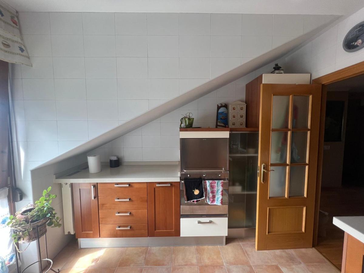 Atractivo Atico 2 Habitaciones Villaviciosa  Bagian luar foto